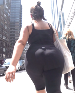 Thick Booty PAWG BBW Walking in NYC – Phatassvision