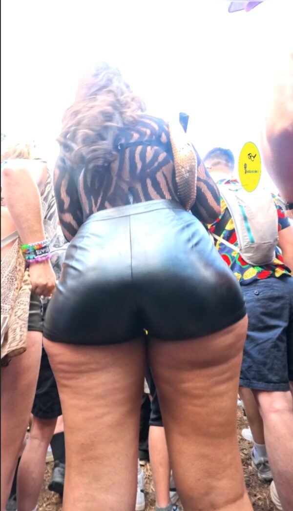 Pearshaped PAWG Booty Dancing in Tight Leather Shorts!! [Freebie Edition]