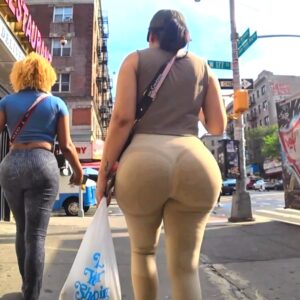 Super Bubbly/Jiggly Latina Wonder Booty! 🥵🥵🥵