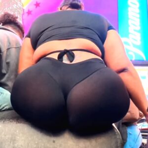Superthick BBW Latina MILF/Auntie (Whatever she was) in Wedged Black Leggings! 🤯🤯🤯