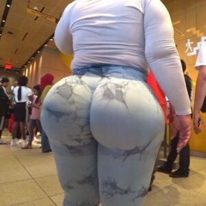 OMG!!! Most EPIC Latina Superbooty in Blue Wedged Leggings!!! 😱😱😱 [Part 1 of 2!!!]