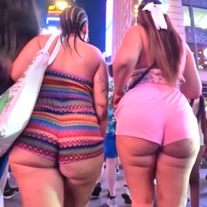 Epic Thotty Latina Duo w/ Cheeks on the Loose!!!  🤯🤯🤯
