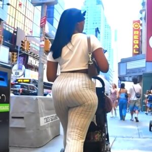 MMMMM.... Mesmerizing, Marvelous, Melanated Muslim MILF!!! 🥵🥵🥵